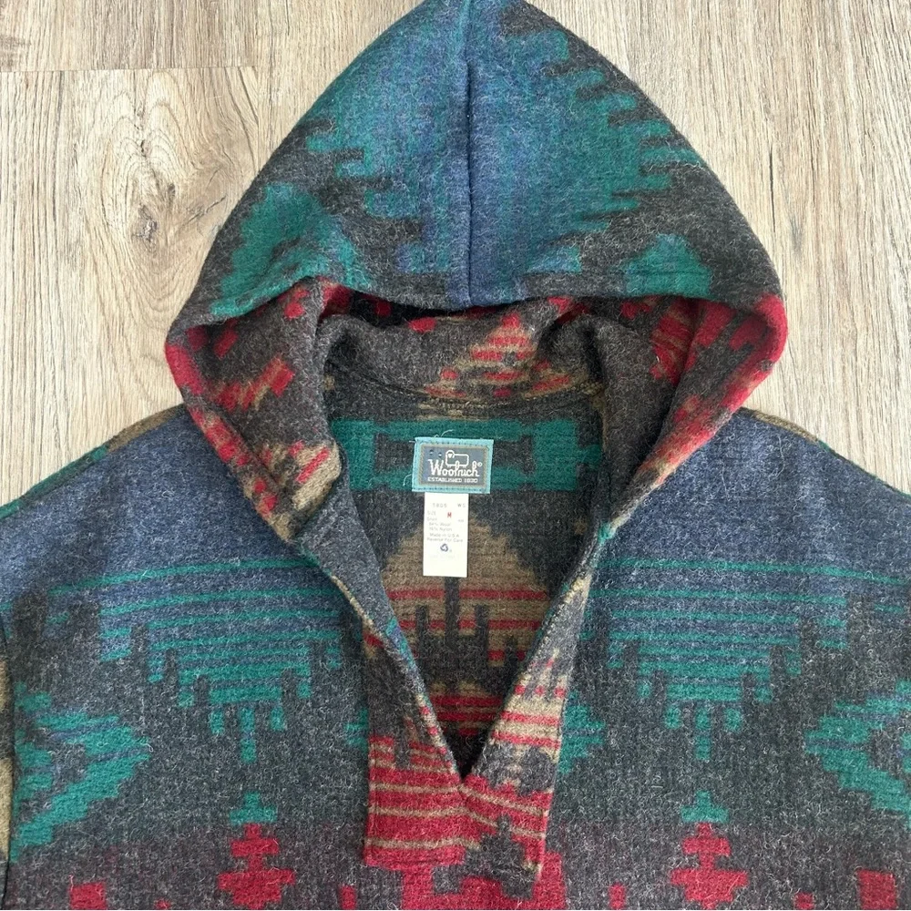 Vintage Woolrich Aztec Print Hooded Poncho - Picture 11 of 16